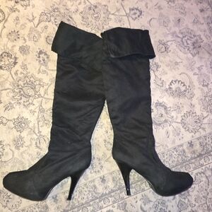 Women's Black Knee-High Stiletto Boots Size 8 1/2
